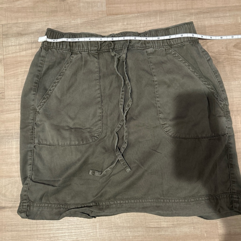 C&C California Khaki Midi Skirt